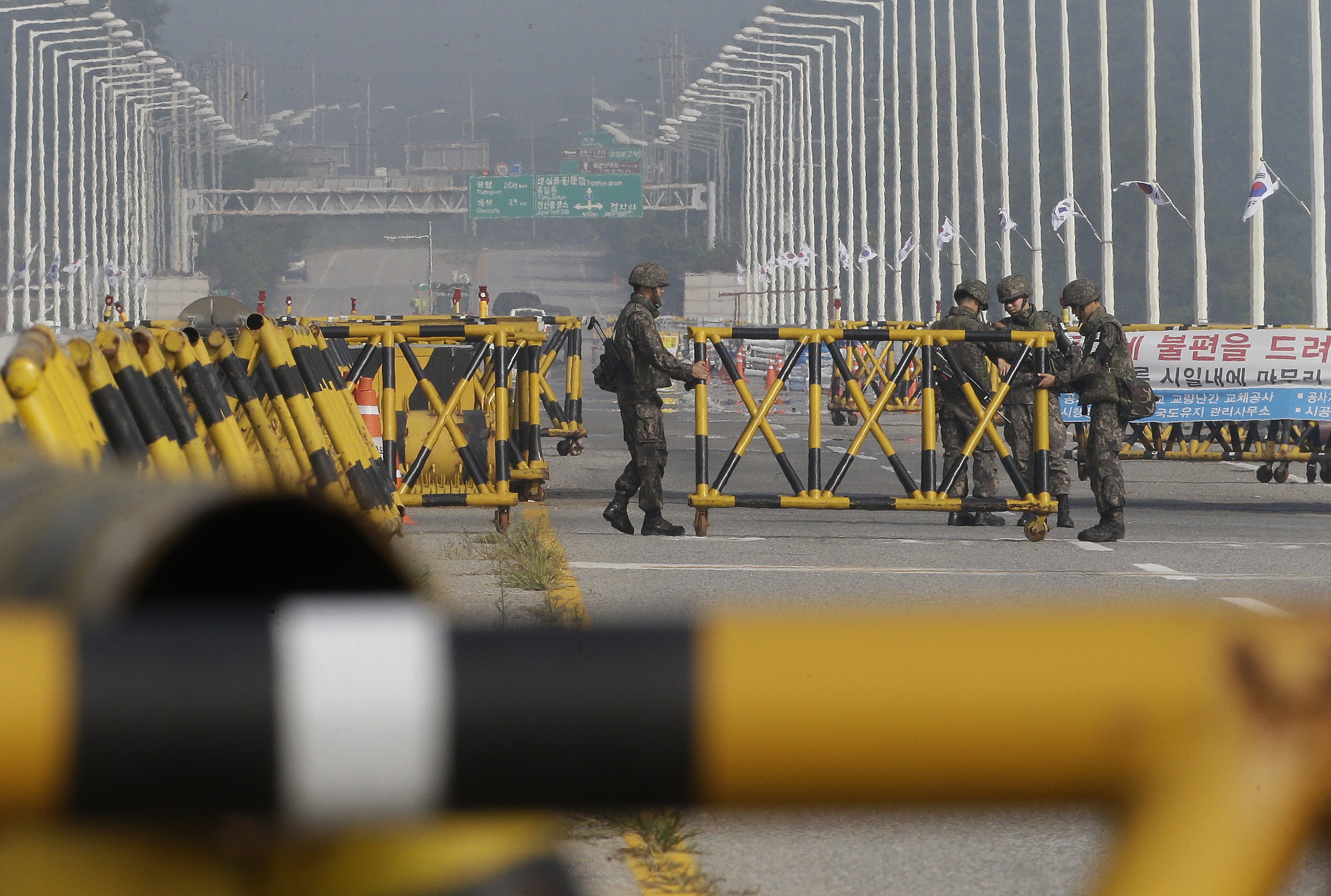 Uidentificeret person krydser grænsen fra Sydkorea til Nordkorea