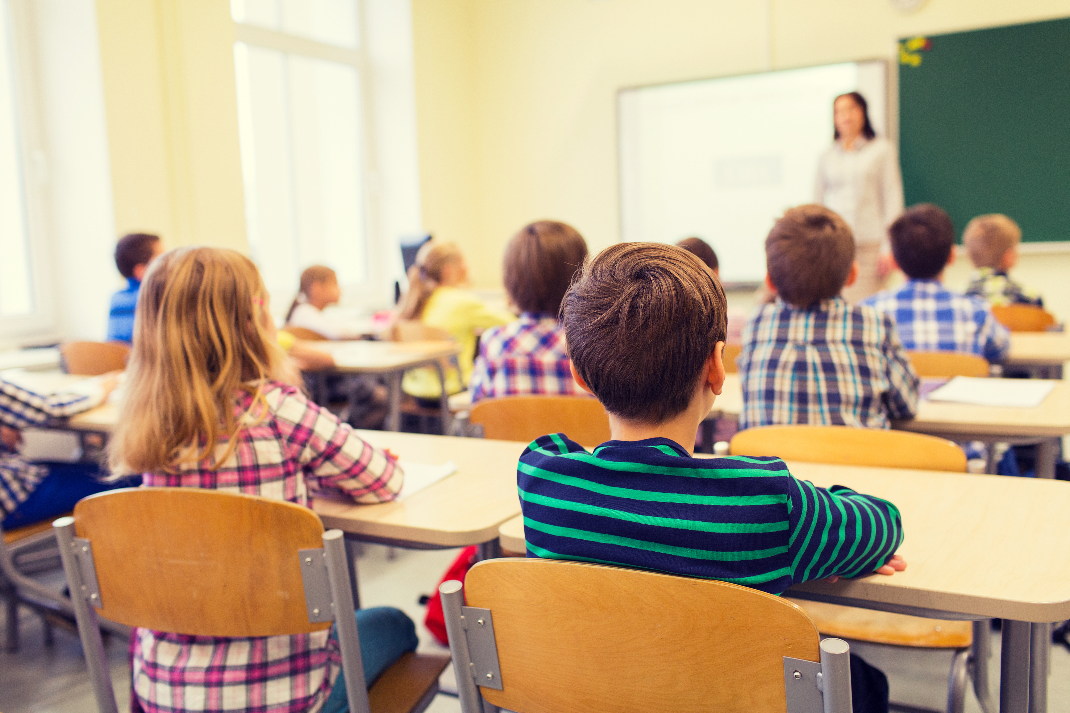 Danske drenge lokkes i mørke fællesskaber: Skolekultur med kvindefjendsk sprog bruser frem