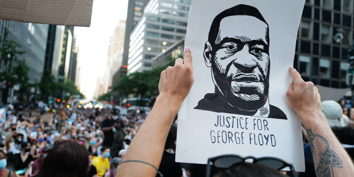 ‘George Floyd’-betjent slipper med få års fængsel