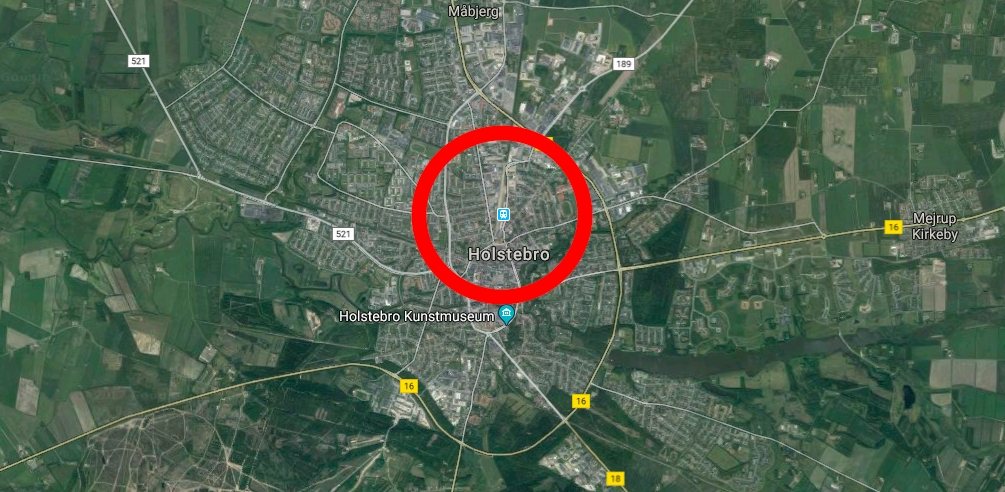 Ramt af tog: Mand afgået ved døden