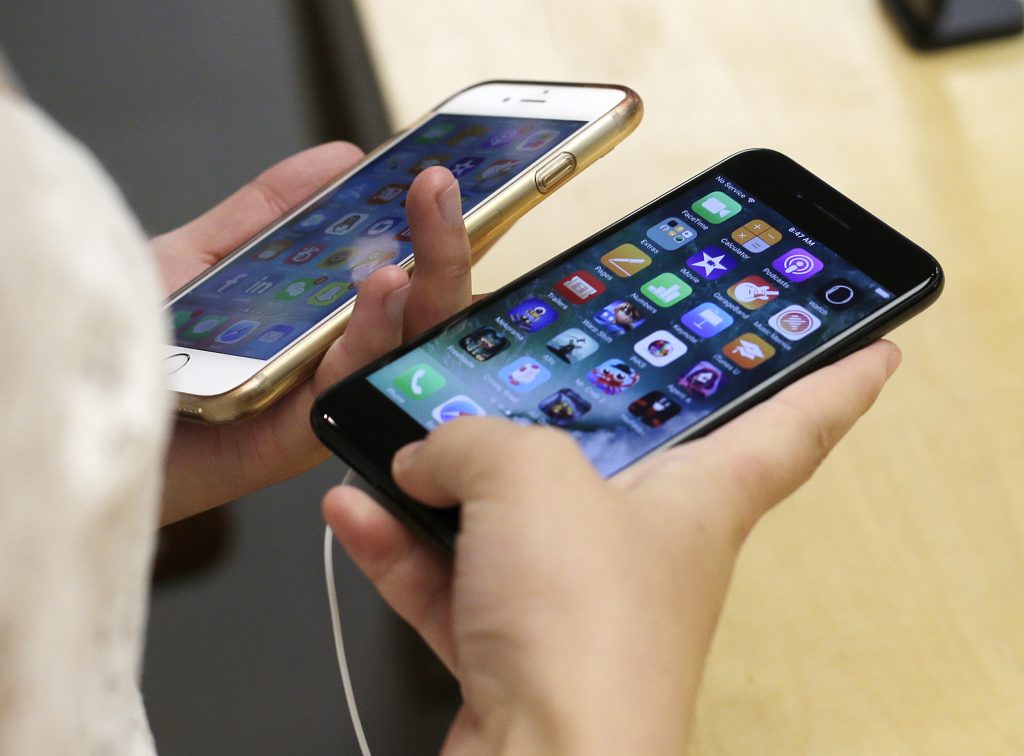 Apple advarer disse iPhone-ejere: Bytter gratis ud grundet alvorlig sikkerhedsfare