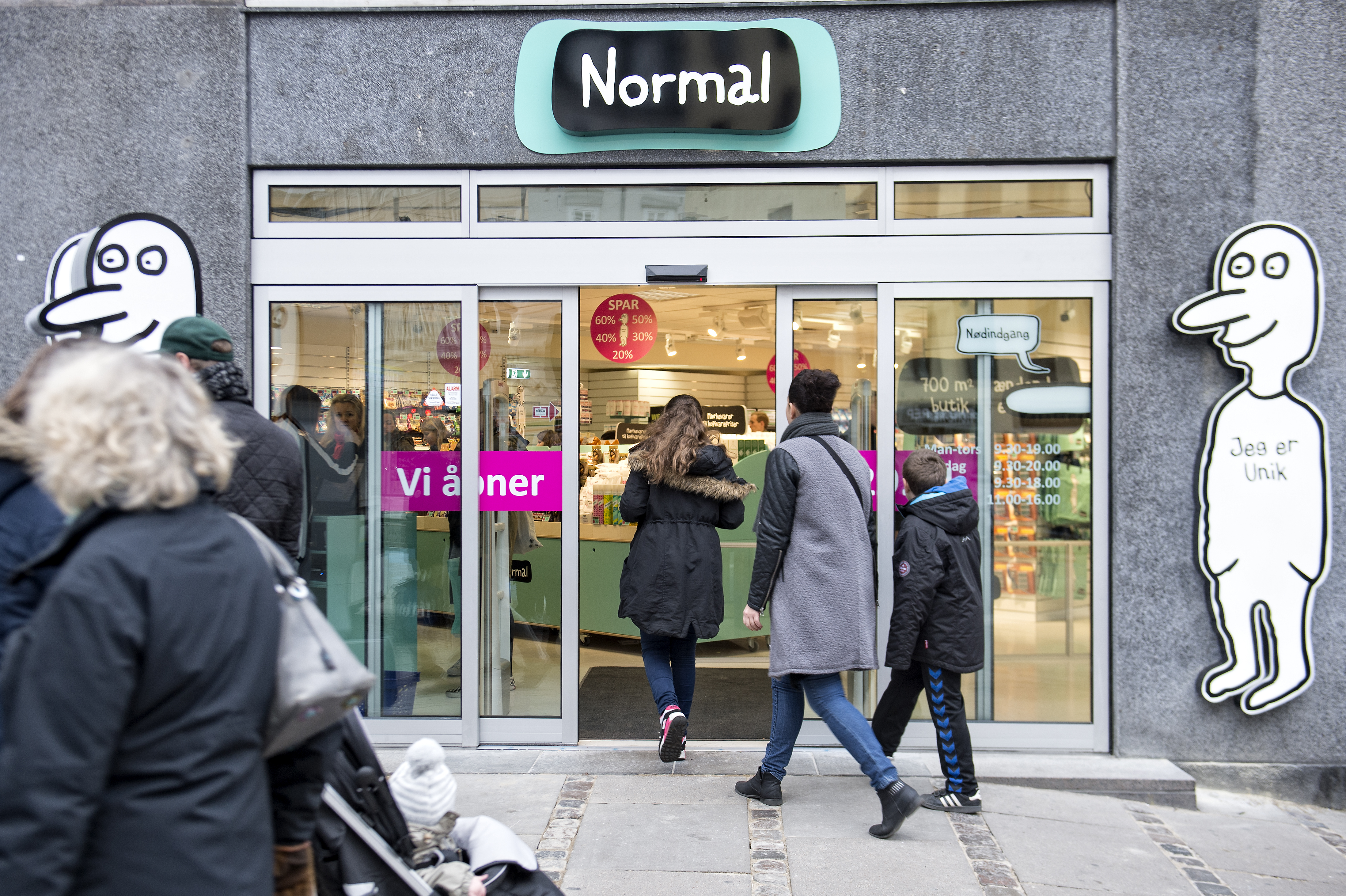 Supermarkeder i priskrig med Normal, Flying Tiger og Søstrene Grene: Disse varer bliver nu billigere for dig