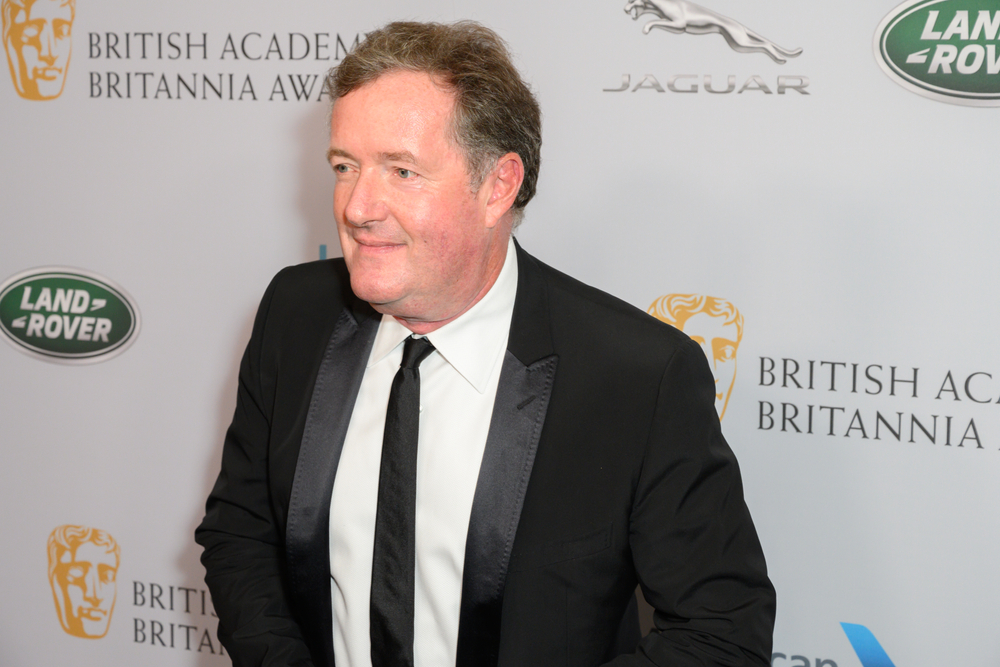 Piers Morgan i skarpt angreb på USA: “Bare indrøm det”