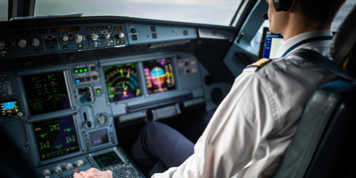 Pilot løj om erfaring og fløj med massevis af passagerer: Nu er der faldet dom