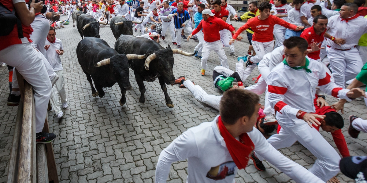 Vanvittig tradition? Adskillige har mistet livet til tyreløb