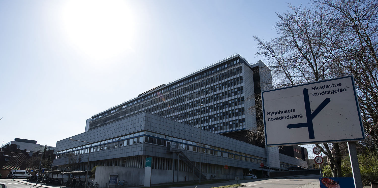 Teenagere bag bombetrussel mod dansk hospital