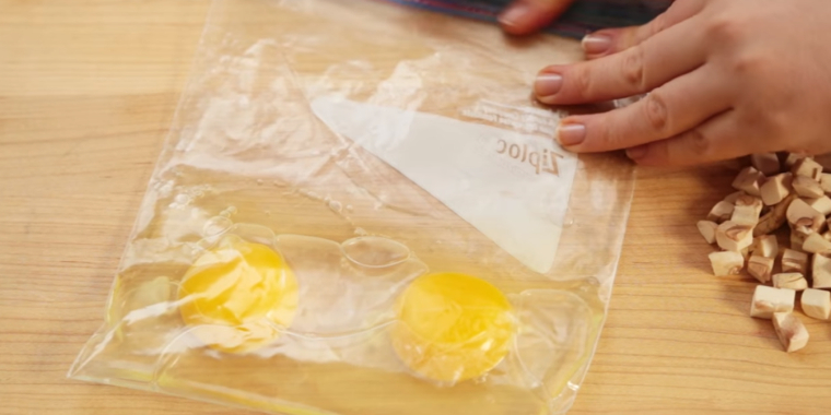 Laver omelet i en pose: Resultatet overrasker