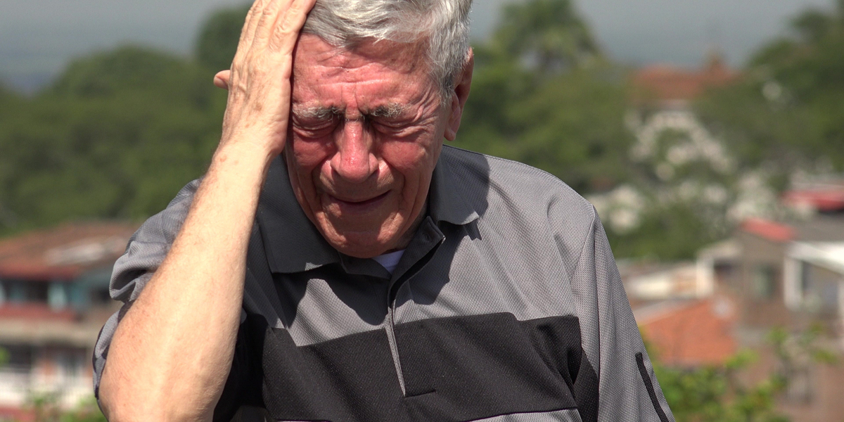 Han er tvunget til at lukke restauranten, da hans kone dør – lokale viser hjerte af guld