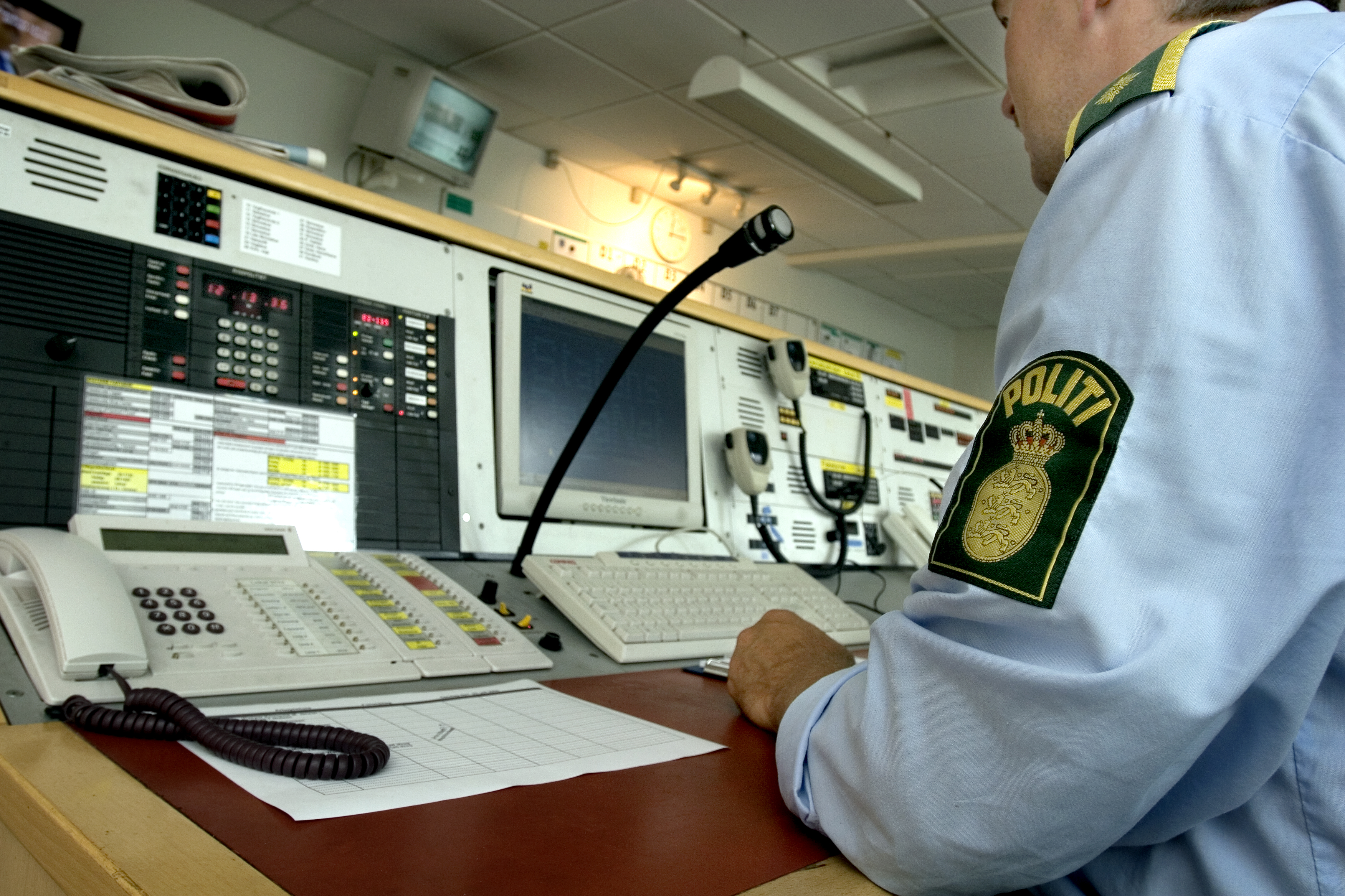 Katrines mand pågreb ung vanvidsbilist: Måtte slippe ham, da politiet gav uvirkelig besked i telefonen