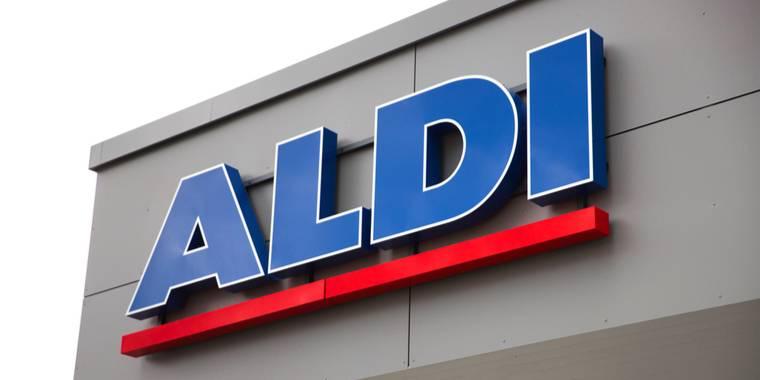 Aldi-medarbejder overrasker 7-årig pige