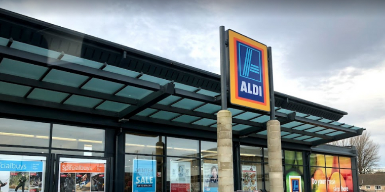 Mor ender i voldsom situation med Aldi-medarbejder: “Jeg græd og rystede”