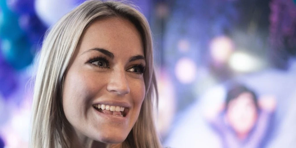 Amalie Szigethy taler ud efter bruddet med Mikkel Skelskov: “Jeg føler jeg shiner”