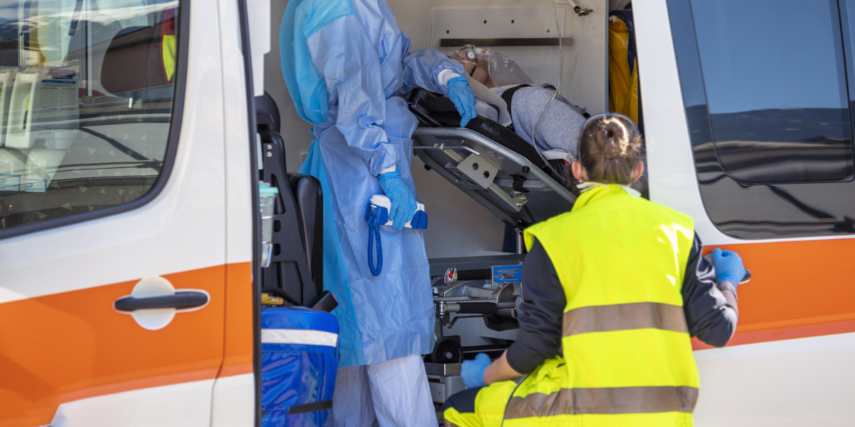 Konge hastet på hospitalet