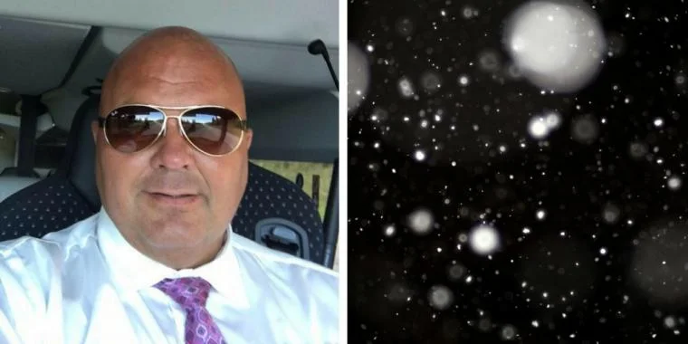 Buschaufføren Ari troede først, han så en pose affald i vejkanten – men så indså han alvoren