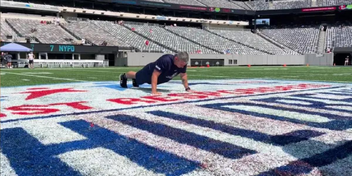 Far har taget 1.5 millioner armbøjninger på et år