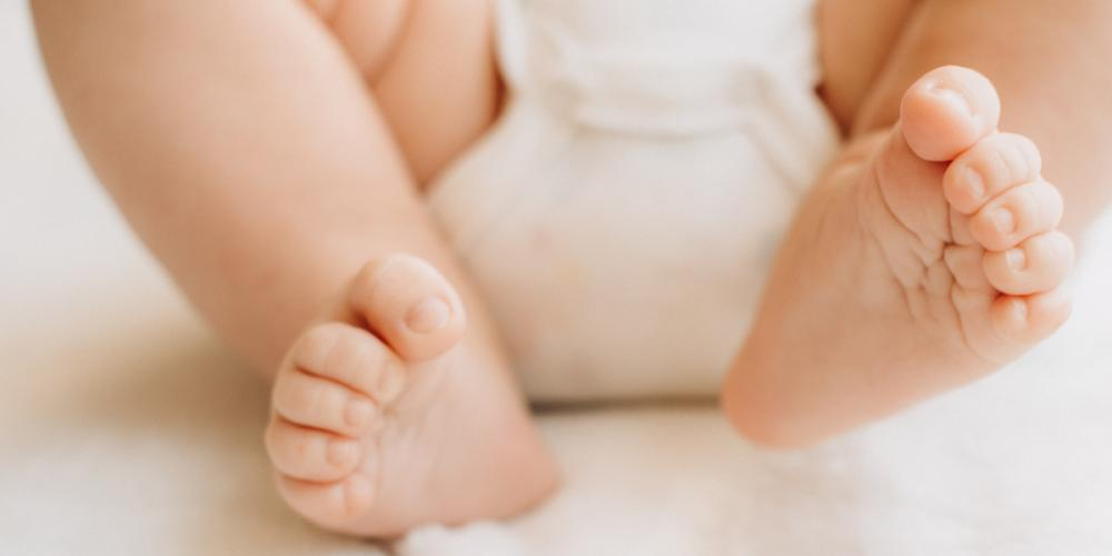 Kommende mor forarget og forfærdet: Fik “ulækker og stødende” gave til baby shower