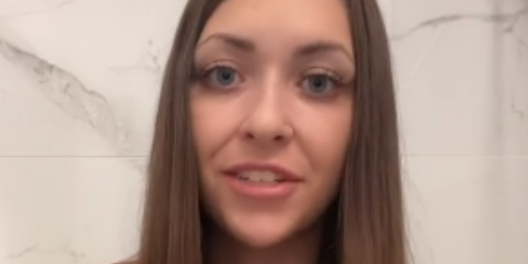 Mand talte i søvne ved siden af kæresten: Det skulle han aldrig have gjort