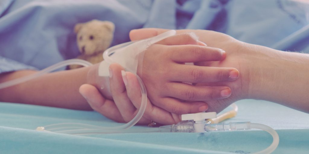Lægerne tog ikke bekymrede forældre alvorligt: Nu er deres 3-årige dreng død