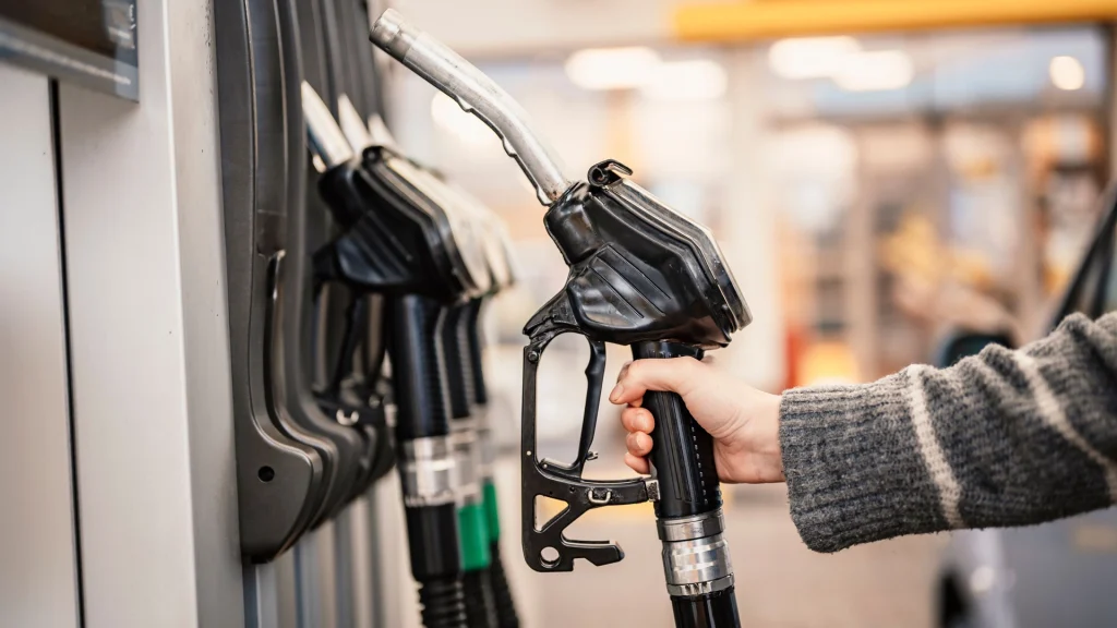 Den skjulte hemmelighed? Et tryk på denne knap i bilen kan spare dig to liter brændstof i timen