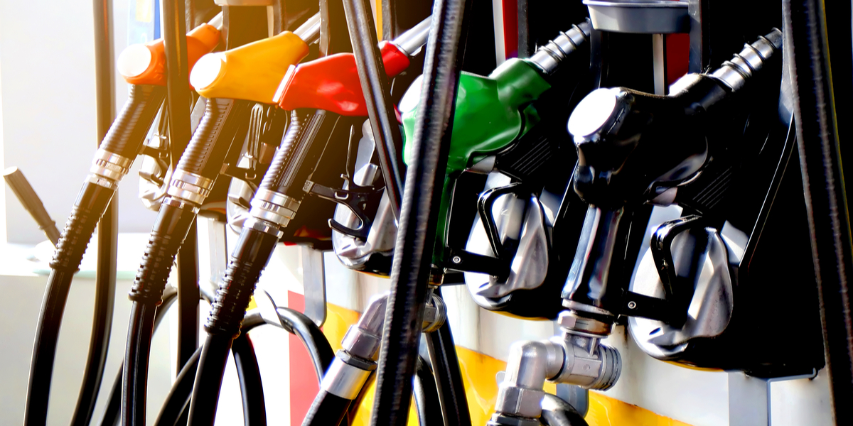 Kun i morgen: Tank benzin for 9.99 kroner literen
