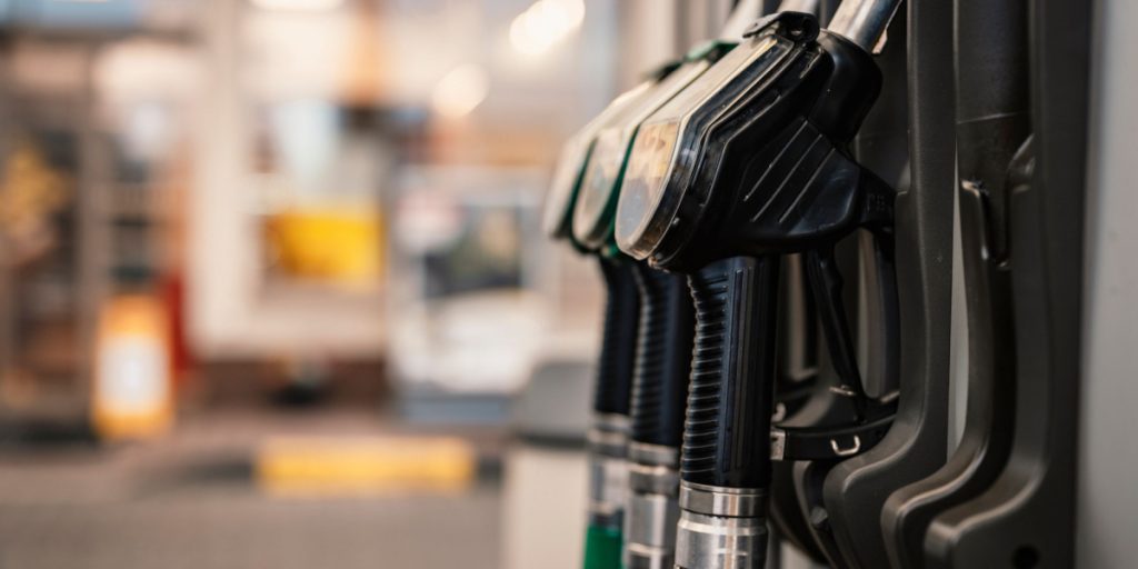 Vanvittigt: 750 kroner for én liter benzin