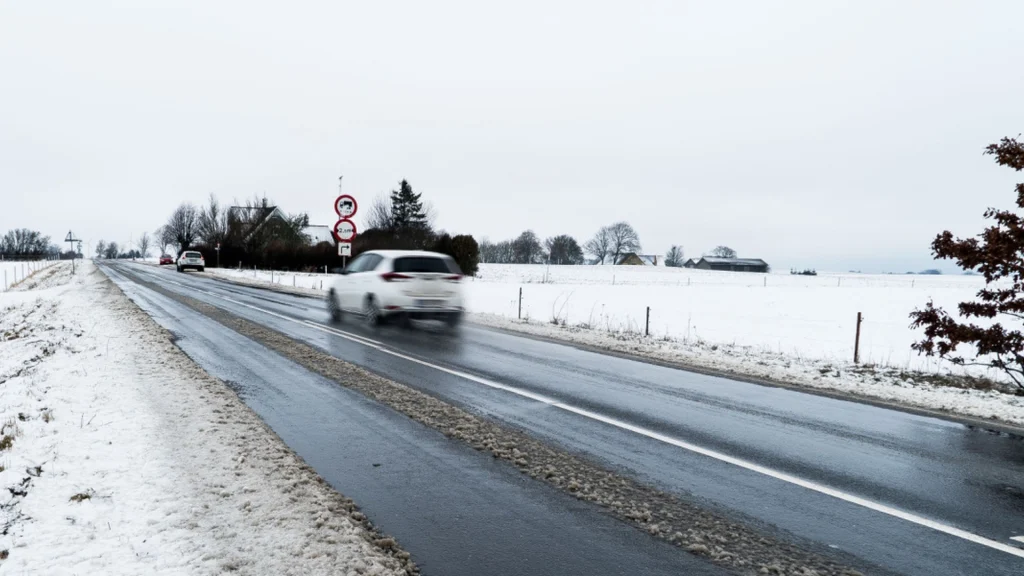Hvis du skal køre på skiferie i din elbil, bør du læse med her