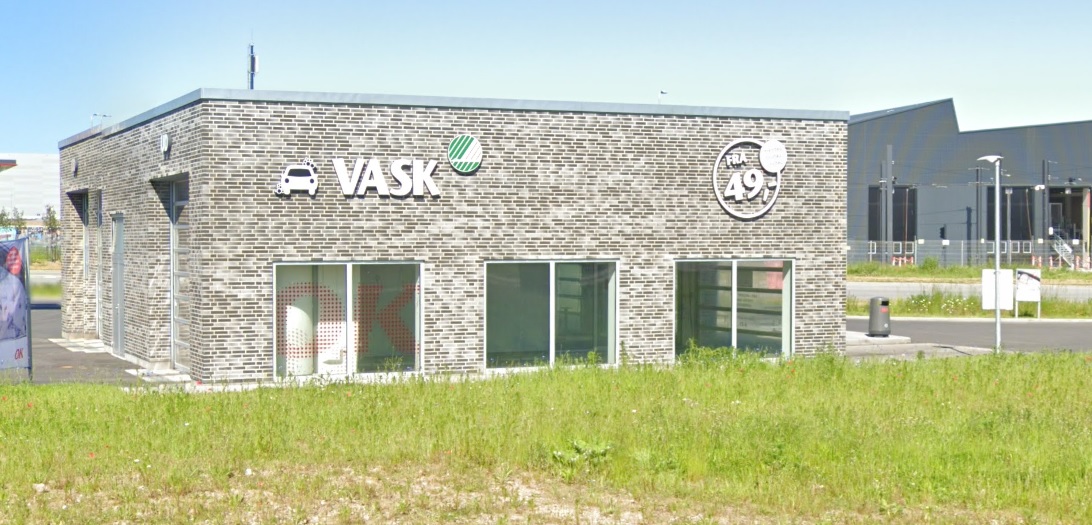 Stod og ventede på bilvasken: Nu er hans liv forandret