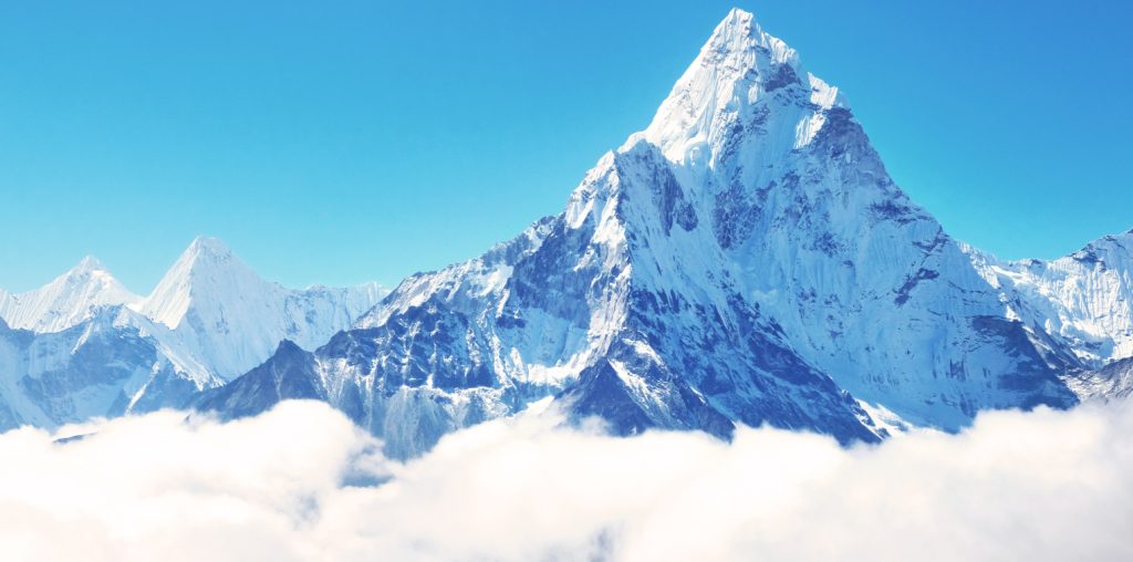 Mount Everest er intet sammenlignet med disse: Her er Solsystemets højeste bjerge