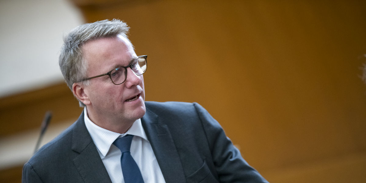 Forsvarsministeren melder ud: “Når vi ser frem, forventer vi, at der vil være et højere spændingsniveau i Østersøen”