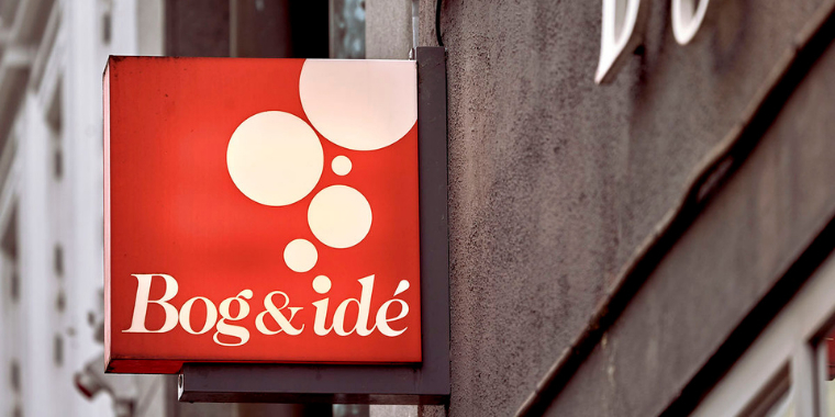 Bog & idé skipper gavepapiret: Det her bliver dine julegaver pakket ind i