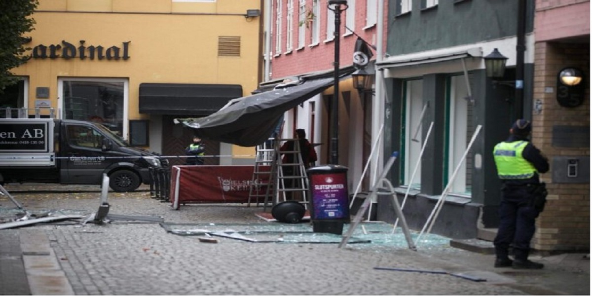 Kraftig eksplosion smadrer restaurant
