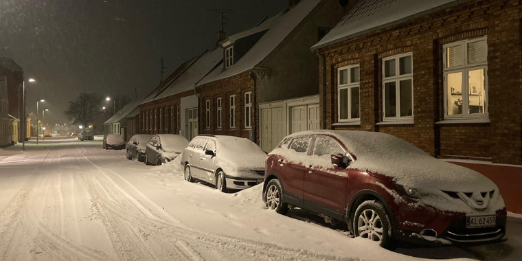2 områder ramt: DMI melder snestorm på vej