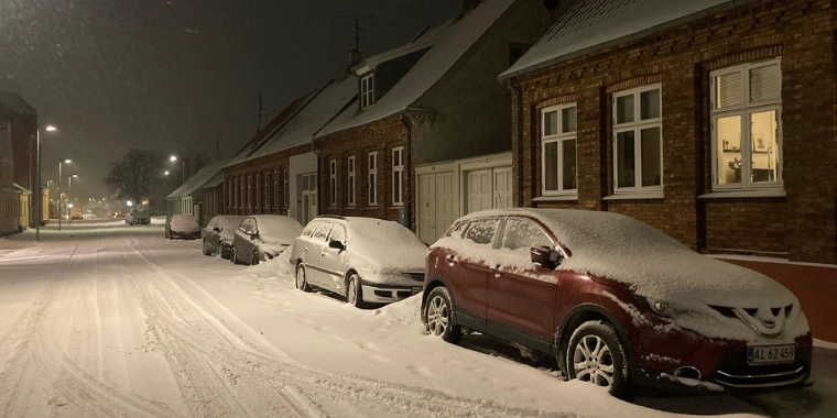 2 områder ramt: DMI melder snestorm på vej
