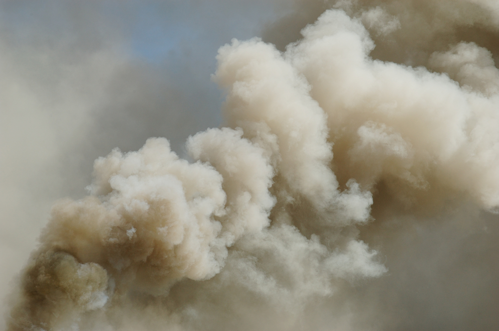 Voldsom brand udbrudt – Risiko for at den breder sig