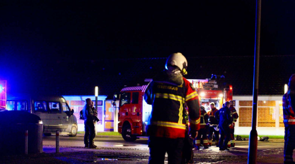 Én person omkommet i villabrand