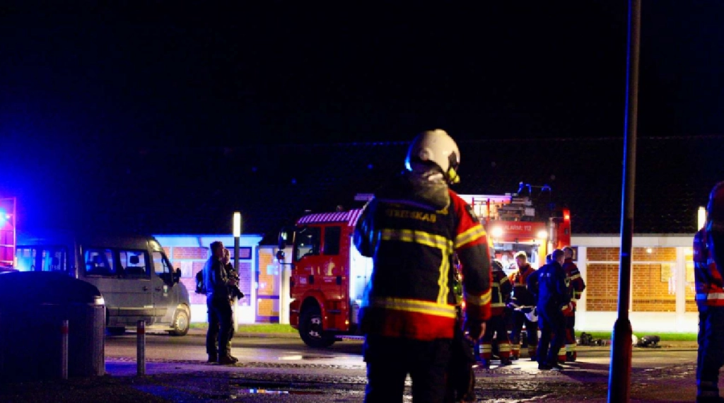 Én person omkommet i villabrand