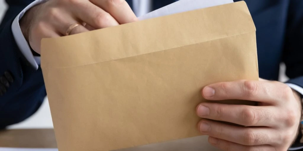 Sender vigtigt brev til 100.000 danskere