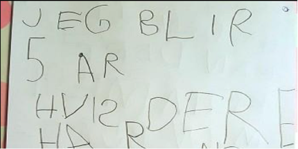 4-årig dreng skrev et brev til politiet: En måned senere banker det på døren