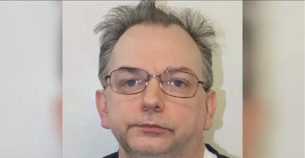 David vågner til at medarbejder står på hans hotelværelse: Du gætter aldrig hvad medarbejderen gjorde