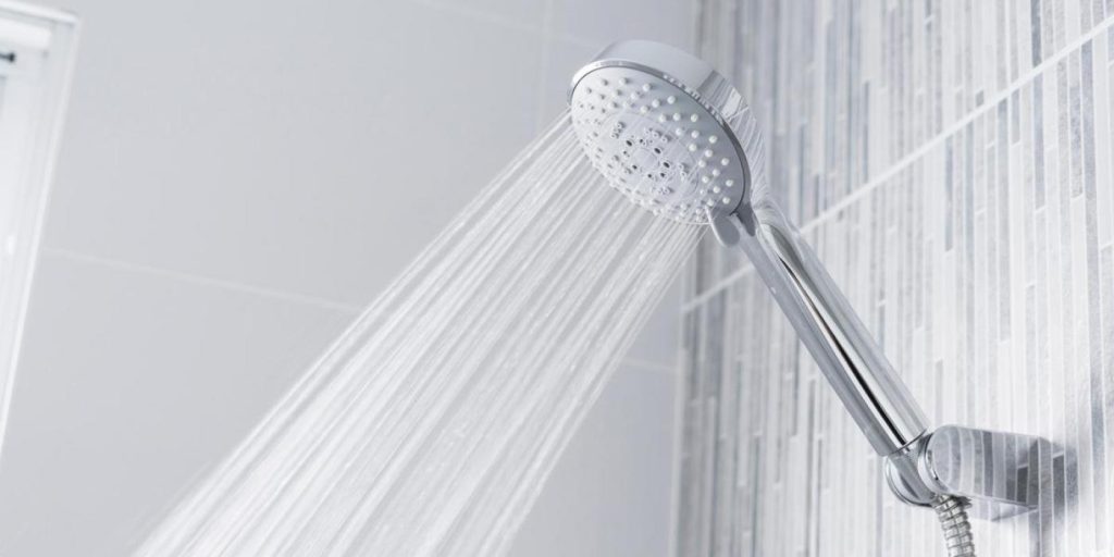 Mor kom ud af badet: Det syn der mødte hende fik hende til at bryde sammen