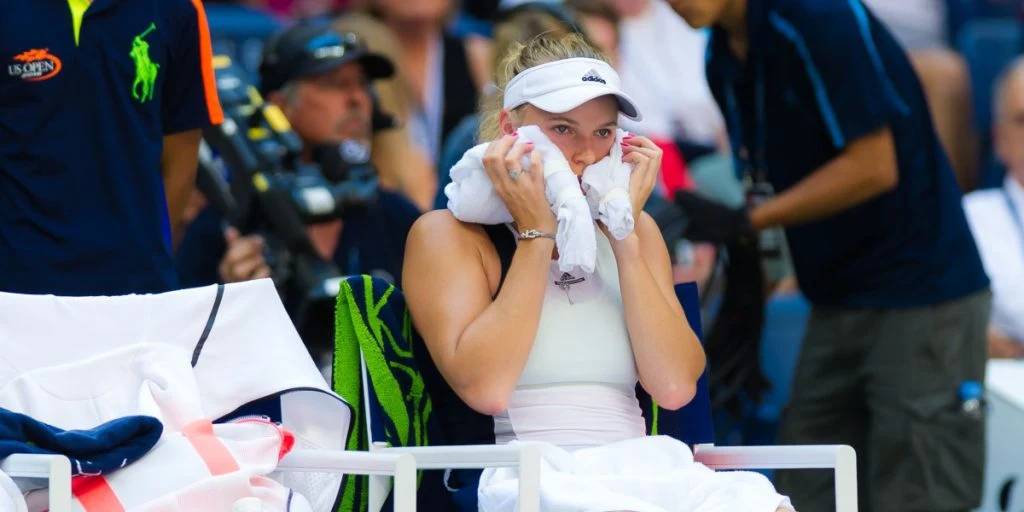 Caroline Wozniacki forlanger 290 millioner kroner – men ét spørgsmål hænger i luften