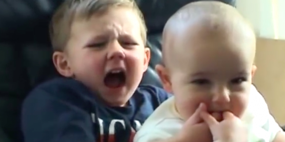 Husker du videoen ‘Charlie Bit Me’? Sådan ser drengene ud i dag