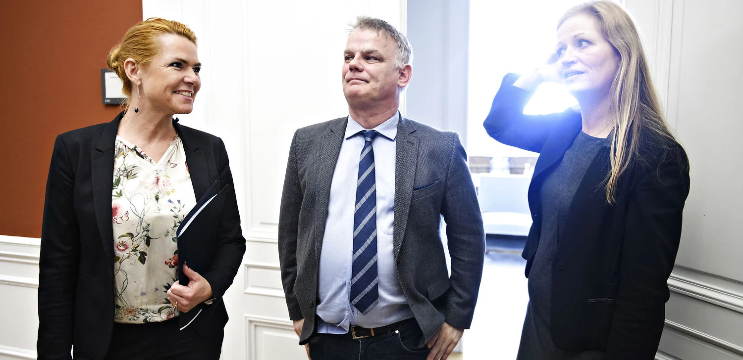 Er det valgets dårligste taber? Langer ud efter “Silikonemennesket fra Nye Borgerlige og råbeartisten fra Stram Kurs”