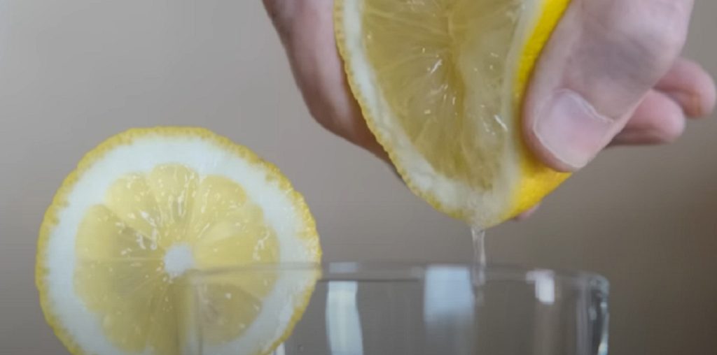 Drik ét glas citronvand hver morgen: Dette vil ske med din krop