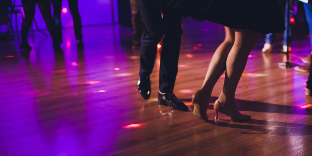 Stod midt på dansegulvet da han fik livsændrende nyhed