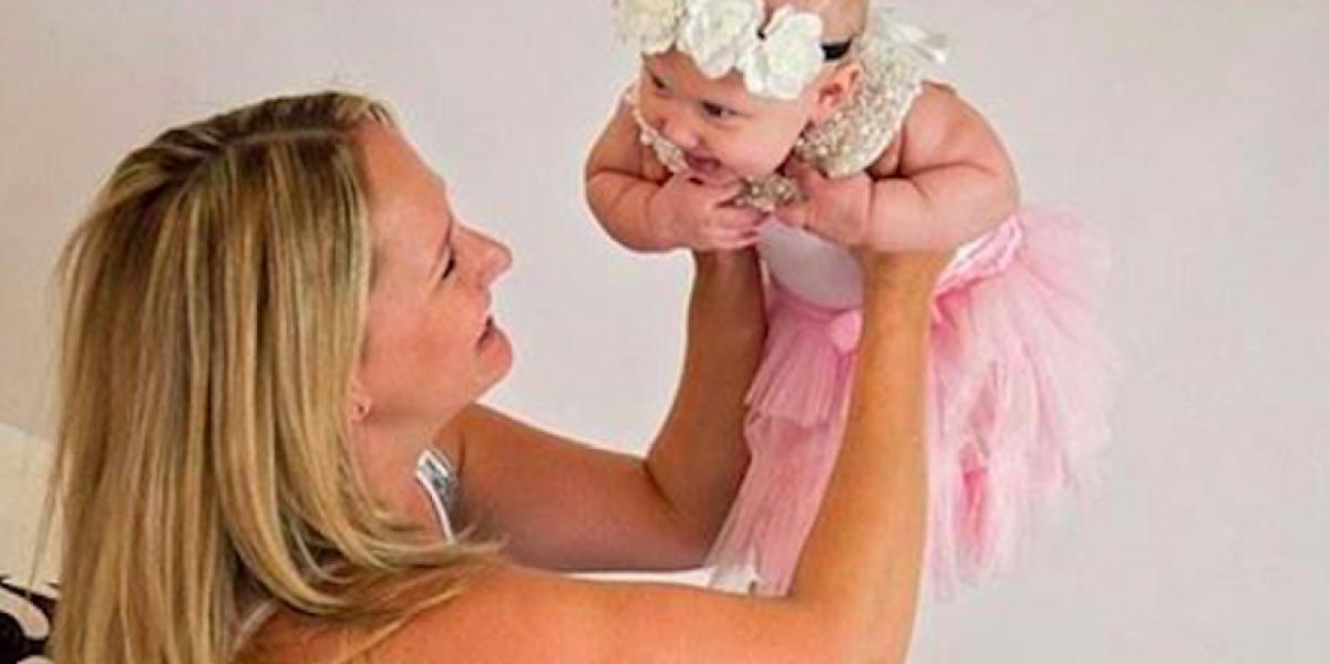 ‘Vi er trætte af at se på din datter’: Nybagt mor i chok over brev fra venner