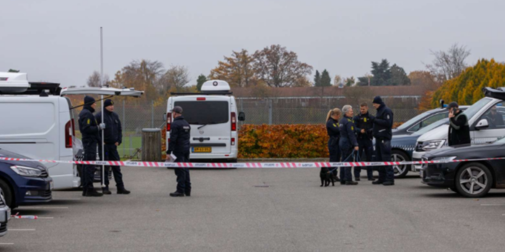 Efter tragisk drab: Stor politiaktion ved gymnasium