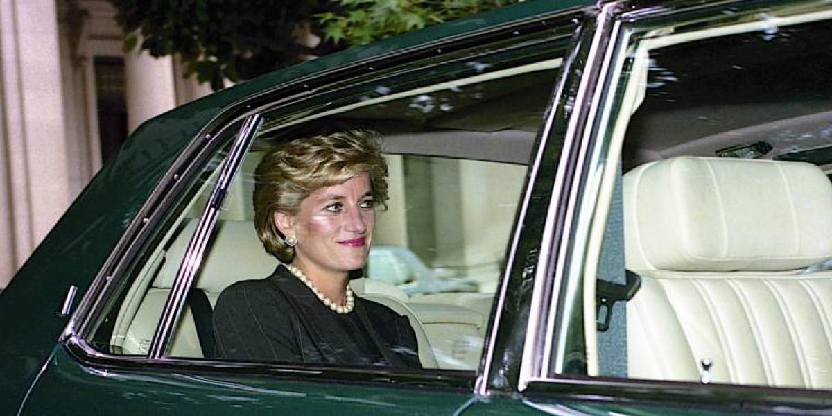 Charles kom med forfærdelig afsløring til prinsesse Diana kort før brylluppet