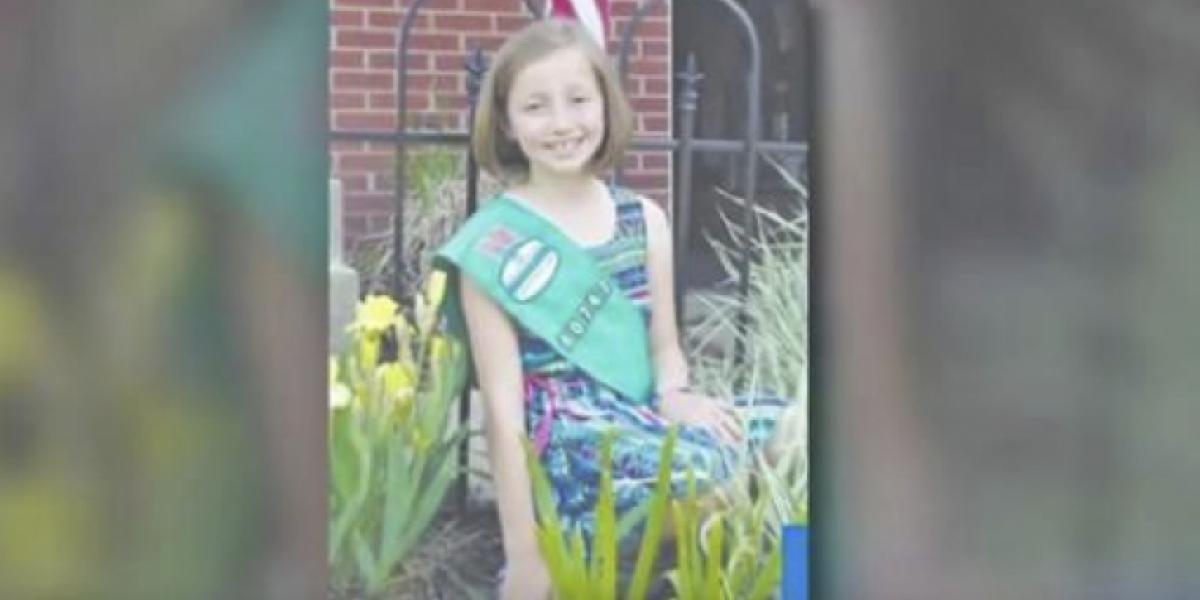 Hendes lille pige døde pludselig på vej til skole – to måneder senere fik moren et brev