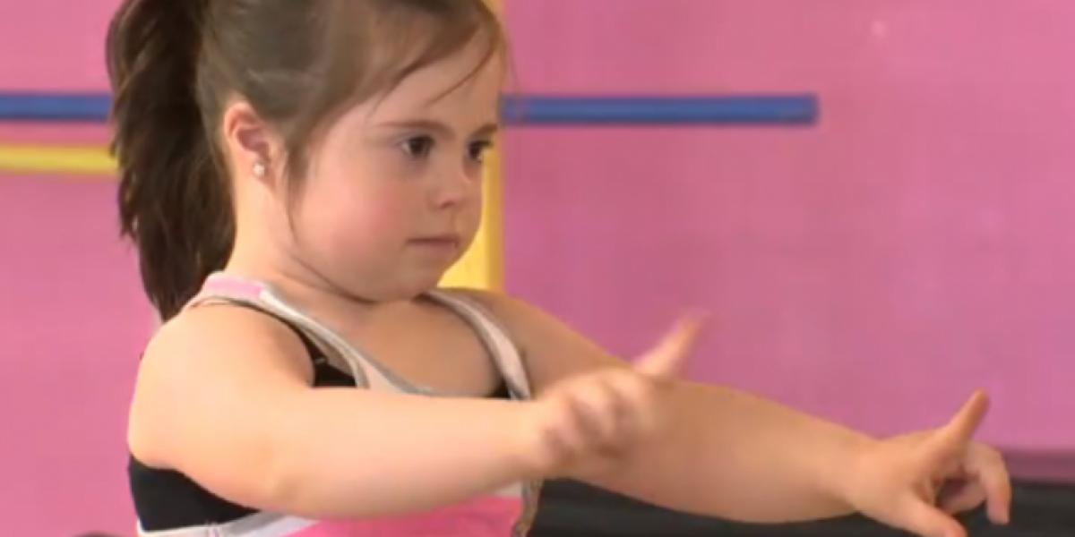 Pige med Downs syndrom blev afvist fra danseskole – tager den sejeste hævn